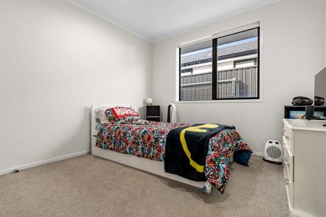 Photo of property in 21 Pioneer Crescent, Omokoroa, 3114