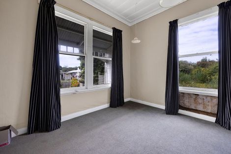 Photo of property in 14 Albany Street, Patea, 4520