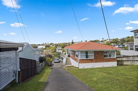 Photo of property in 14 Hythe Terrace, Mairangi Bay, Auckland, 0630