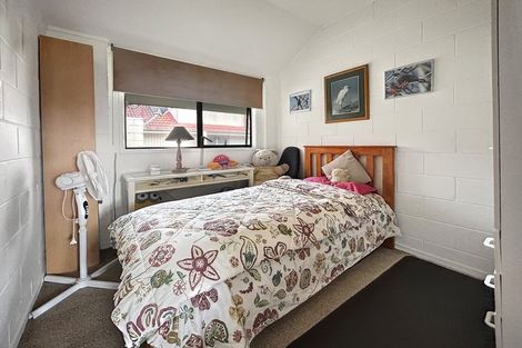 Photo of property in 7/3 Glen Road, Browns Bay, Auckland, 0630