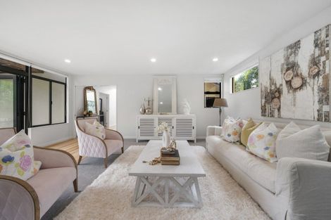 Photo of property in 37 Westerham Drive, Dannemora, Auckland, 2016