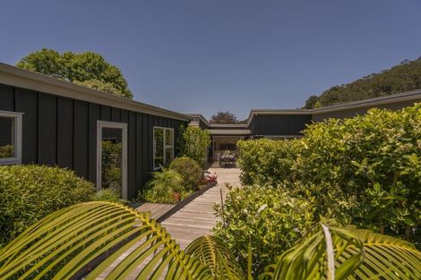 Photo of property in 3a Grange Road, Hahei, Whitianga, 3591