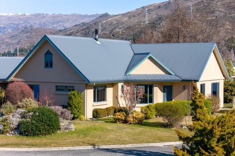 Photo of property in 24 Whitby Street, Clyde, 9330