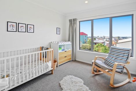 Photo of property in 11/19 Ruakiwi Road, Hamilton Lake, Hamilton, 3204