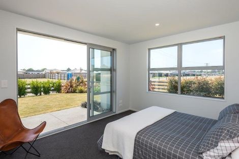 Photo of property in 1 Catchpole Place, Woodend, 7610