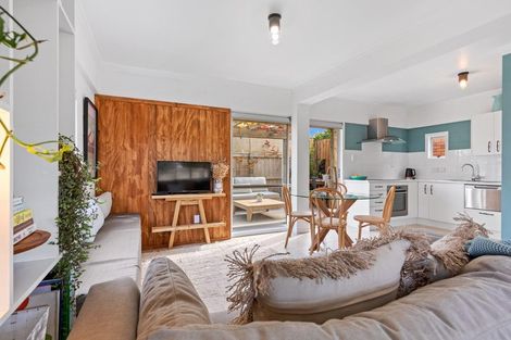 Photo of property in 29a Doment Crescent, Orewa, 0931