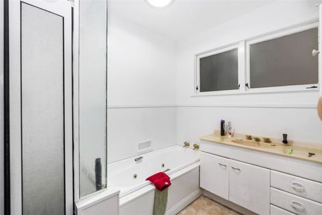 Photo of property in 56 Te Paka Crescent, Te Kamo, Whangarei, 0112