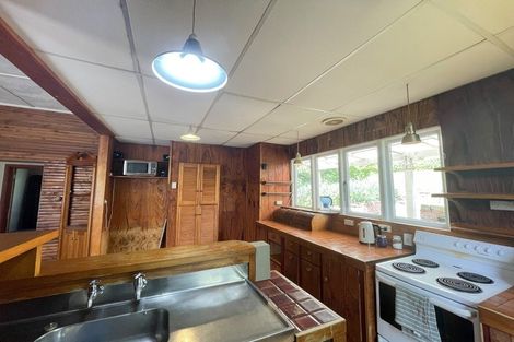 Photo of property in 82 Hazelhurst Pass, Caversham, Dunedin, 9012