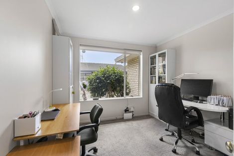 Photo of property in 29 Ambleside Drive, Northpark, Auckland, 2013