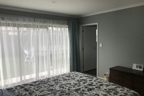 Photo of property in 5 Cook Drive, Tuakau, 2121