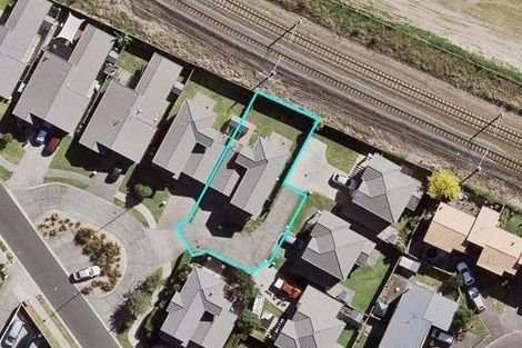 Photo of property in 34 Mulvaney Crescent, Henderson, Auckland, 0612