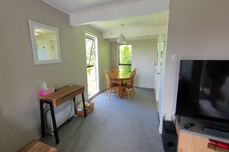 Photo of property in 34 Pekanga Road, Normandale, Lower Hutt, 5010
