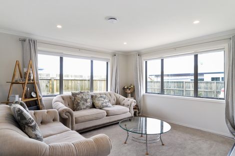 Photo of property in 14 Twain Crescent, Owhata, Rotorua, 3010