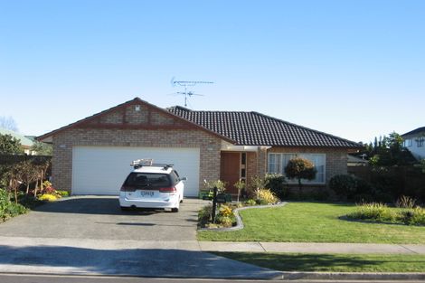 Photo of property in 60 Blackwood Drive, Wattle Downs, Auckland, 2103