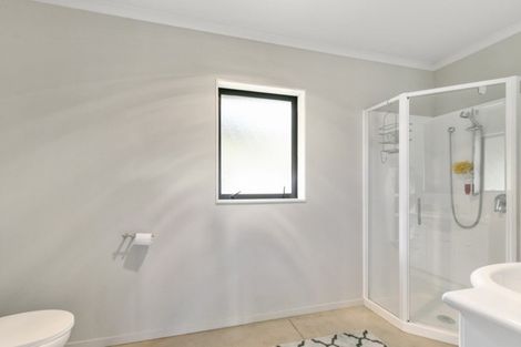 Photo of property in 91b Kakariki Way, Whitemans Valley, Upper Hutt, 5371