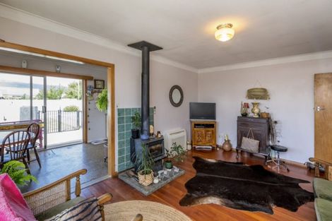 Photo of property in 162 Bartholomew Road, Levin, 5510