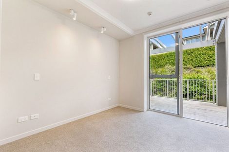 Photo of property in 16 Rewa Rewa Lane, Orewa, 0931