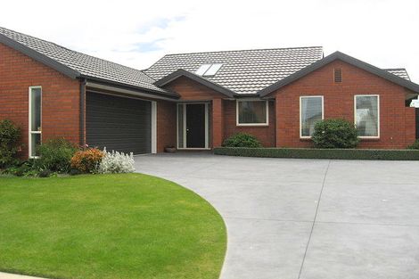 Photo of property in 11 Janal Place, Northwood, Christchurch, 8051