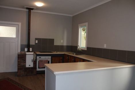 Photo of property in 6 Percy Avenue, Stratford, 4332