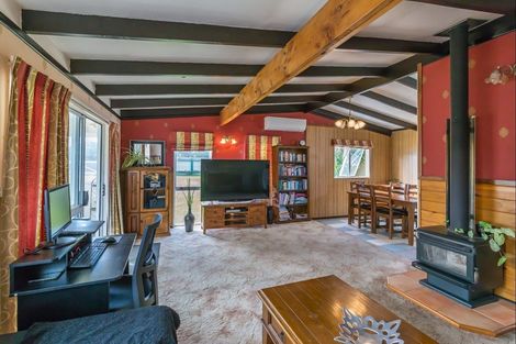 Photo of property in 4 Himatangi Street, Himatangi Beach, Foxton, 4891