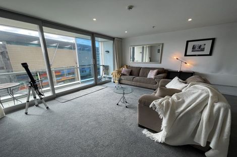 Photo of property in Portal Apartments, 6a/42 Cable Street, Te Aro, Wellington, 6011