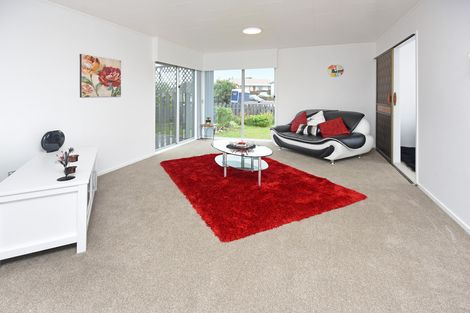 Photo of property in 30 Sharland Avenue, Manurewa, Auckland, 2102