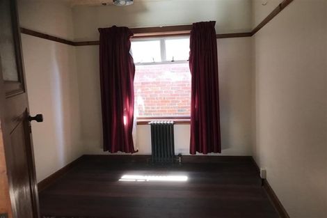 Photo of property in 49 Tanera Crescent, Brooklyn, Wellington, 6021