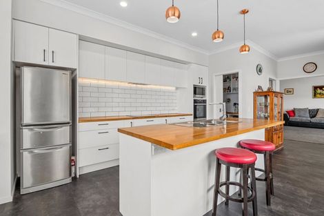 Photo of property in 22 Genia Drive, Wakefield, 7025