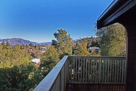 Photo of property in 16 Chalet Crescent, Hanmer Springs, 7334