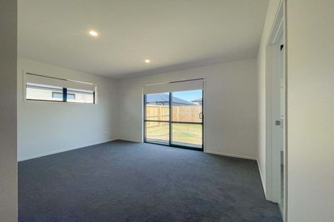 Photo of property in 16 Wexford Crescent, Halswell, Christchurch, 8025