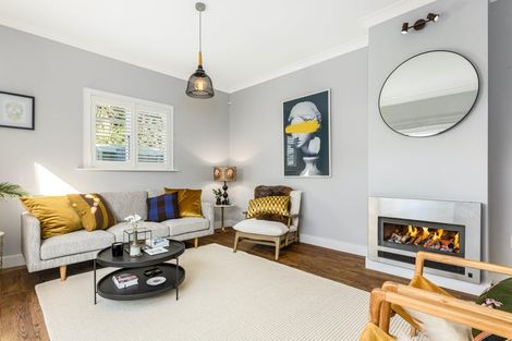 Photo of property in 18 Cuba Street, Petone, Lower Hutt, 5012