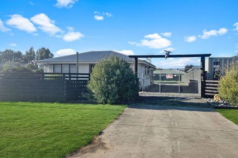 Photo of property in 2 Williams Street, Otane, 4202