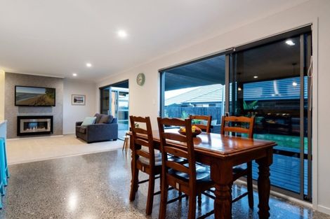 Photo of property in 63 Benmore Crescent, Pyes Pa, Tauranga, 3112