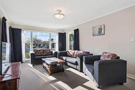 Photo of property in 1 Kingsgate Place, Burnside, Christchurch, 8053