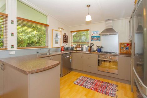 Photo of property in 1096 Kaipara Coast Highway, Kaukapakapa, 0873