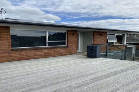 Photo of property in 2/97 Moore Street, Hillcrest, Auckland, 0627