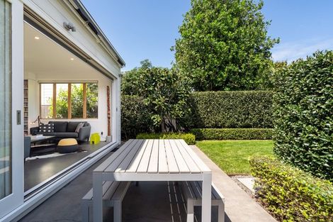 Photo of property in 3 Wynyard Road, Mount Eden, Auckland, 1024