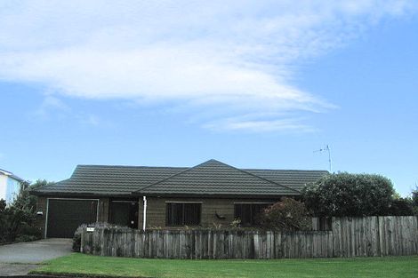 Photo of property in 2 Eatwell Avenue, Paraparaumu Beach, Paraparaumu, 5032