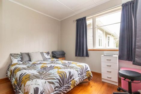 Photo of property in 42 Thames Road, Paeroa, 3600