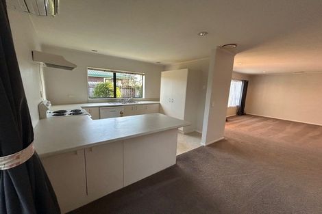 Photo of property in 17b Beachwater Grove, Paraparaumu Beach, Paraparaumu, 5032