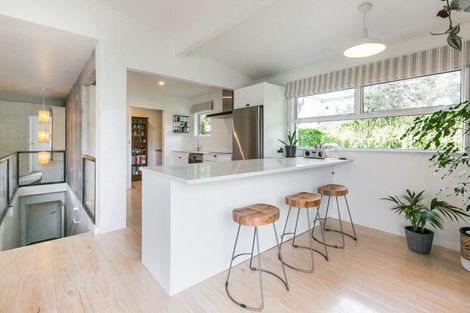 Photo of property in 56 Muritai Crescent, Havelock North, 4130