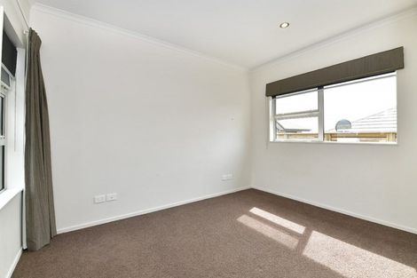 Photo of property in 31 Discovery Drive, Gulf Harbour, Whangaparaoa, 0930