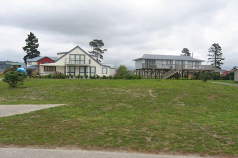 Photo of property in 123 Puka Crescent, Matarangi, Whitianga, 3592