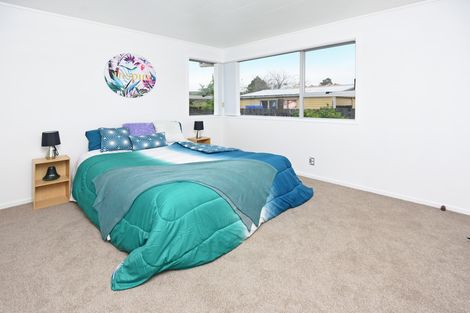 Photo of property in 30 Sharland Avenue, Manurewa, Auckland, 2102