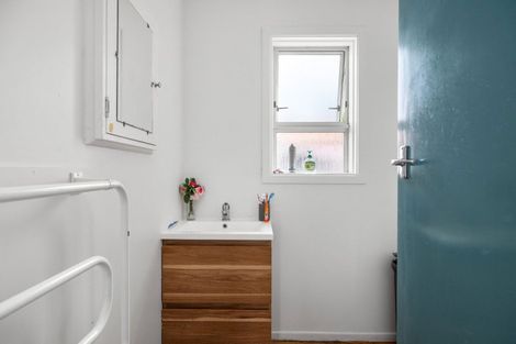 Photo of property in 9a Tui Street, Mount Maunganui, 3116