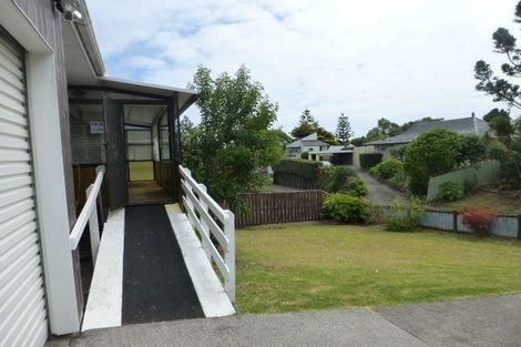 Photo of property in 2/87 Cook Street, Howick, Auckland, 2014