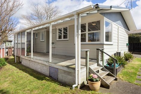 Photo of property in 30 Deanwell Avenue, Deanwell, Hamilton, 3206