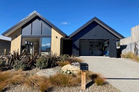 Photo of property in 13 Scurr Terrace, Wanaka, 9305