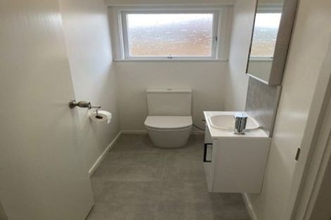 Photo of property in 1/2 Kurnell Drive, Botany Downs, Auckland, 2010