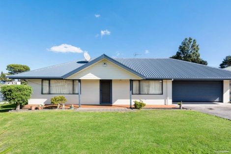 Photo of property in 111 Kindergarten Drive, Conifer Grove, Takanini, 2112